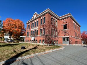 11 Eldridge Street Unit 1-B&middot; Lebanon NH &middot; For Lease photo